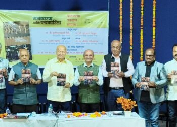 डॉ.चिंचोलकर यांचे पुस्तक आवर्जून वाचा : सुशीलकुमार शिंदे