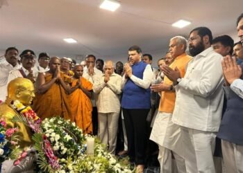 महापरिनिर्वाण दिन : चैत्यभूमीवर उसळला करोडोंचा भीमसागर