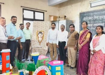 जैन गुरुकुल प्रशालेत गणित दिन : शालेय विज्ञान प्रदर्शन उत्साहात