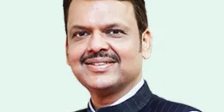 मुख्यमंत्री देवेंद्र फडणवीस सरकारला एक वर्ष पूर्ण :  वर्ल्ड ट्रेड सेंटर येथे चित्र प्रदर्शन