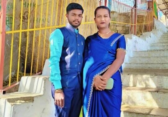 सोलापुरातील तृतीयपंथियाची आत्महत्या; प्रियकराने धोका दिल्याचे ठेवले स्टेटस