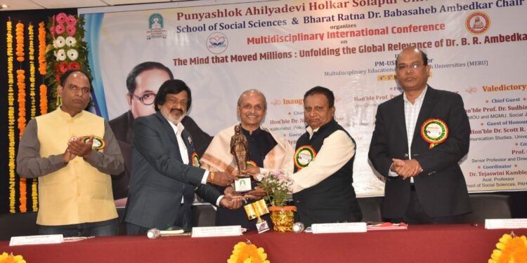 डॉ. बाबासाहेब आंबेडकरांच्या विचारातच शाश्वत विकास ध्येयांचे प्रतिबिंब : डॉ. सुधीर गव्हाणे