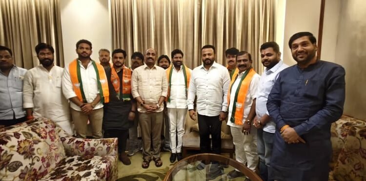 राष्ट्रवादी काँग्रेसचे प्रदेश उपाध्यक्ष किसन जाधव, माजी नगरसेवक नागेश गायकवाड यांचा भाजपात प्रवेश