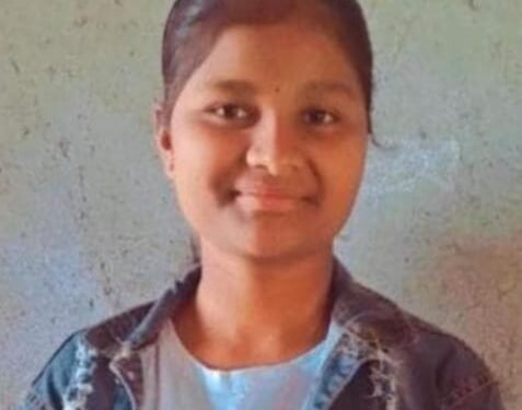 भरधाव टेम्पोची दुचाकीला धडक;  महाविद्यालयीन तरुणी जागीच ठार