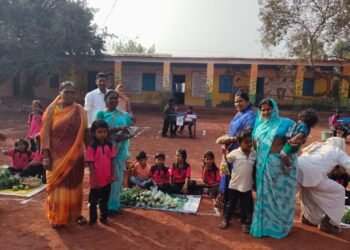 सोहाळे जिल्हा परिषद शाळेत व्यावहारिक शिक्षणासाठी  बाल बाजार : ग्रामस्थांची मोठी गर्दी