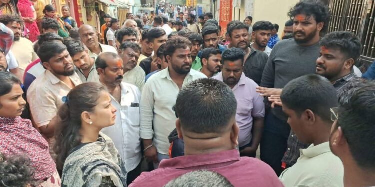 सोलापूरात बिनविरोधसाठी भाजपाचे दबावतंत्र : खासदार प्रणिती शिंदे