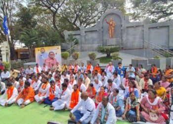 भाजपच्या राक्षसी प्रवृत्तीला आळा घालण्यासाठी लोकशाही मार्गानेच विरोध करणार : खासदार प्रणिती शिंदे