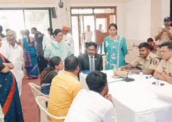 एसपी अतुल कुलकर्णी यांचा  जनता दरबार : नागरिकांच्या समस्याचे केले निवारण