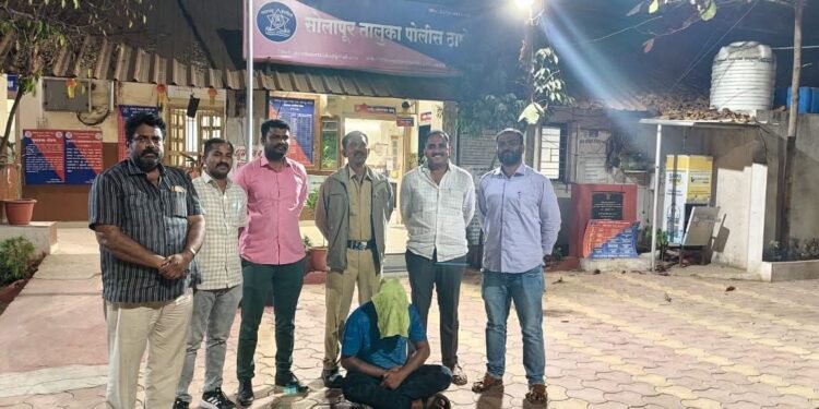 सोलापूर ग्रामीण पोलीसांची धडक कारवाई; १६ गुन्ह्यांतील पाहिजे असलेला सराईत आरोपी जेरबंद