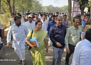 Live : बंडोबा होणार का थंडोबा? कार्यकर्त्यांना माघार घेण्यासाठी नेत्यांची होणार कसरत