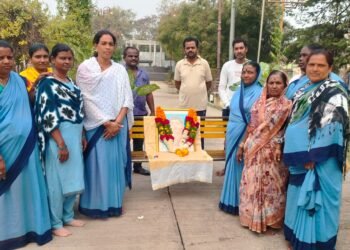 सोलापूर महानगरपालिका कर्मचारी प्रभाग क्रमांक एक : सावित्रीबाई फुले जयंती उत्साहात