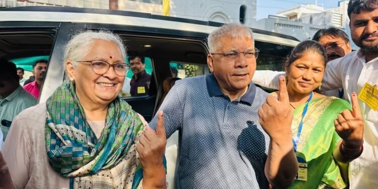 वंचित आघाडीचा जलवा : प्रस्थापितांना दिला दणका; अकोला छत्रपती संभाजी नगर लातूर 3पालिकेत निळं वादळं