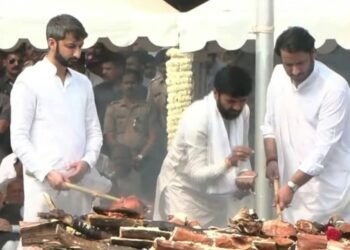 उपमुख्यमंत्री अजित पवार यांच्या पार्थिवावर बारामतीत शासकीय इतमामात अंत्यसंस्कार