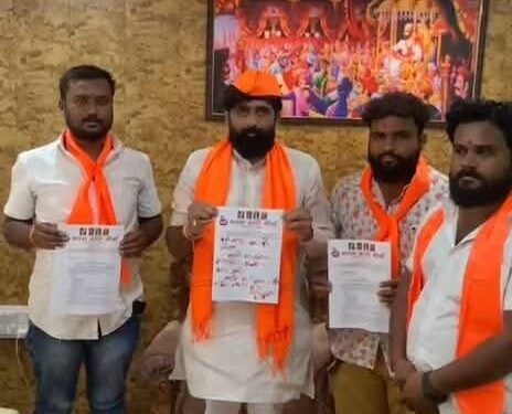 रक्ताने लिहिलं पत्र; सोलापूर महापौर निवडीवरून मराठा समाजाचा संताप